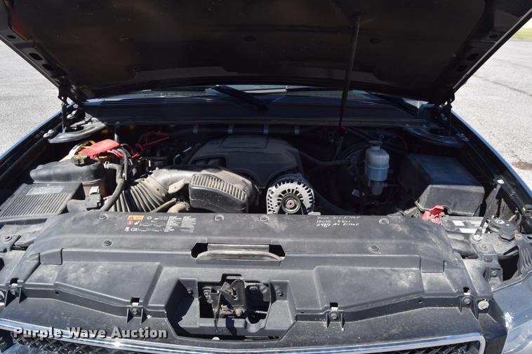 image for item L2565 2013 Chevrolet Tahoe Police SUV