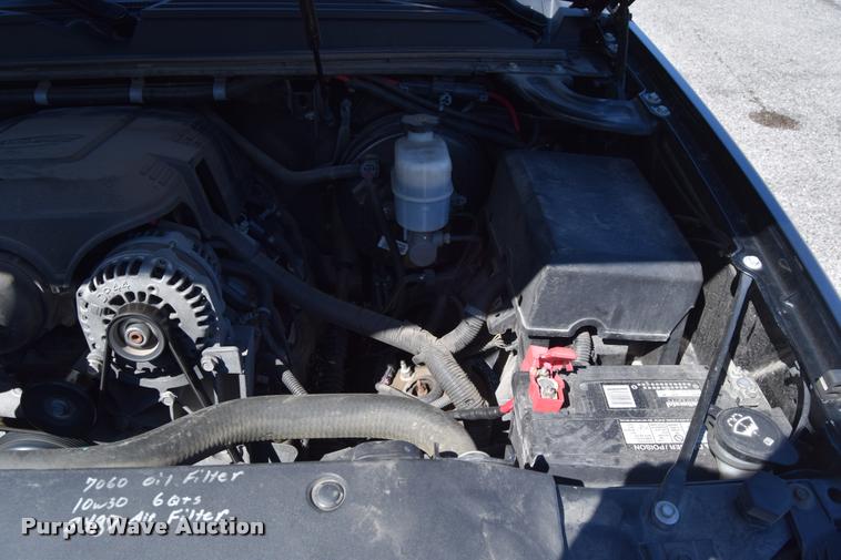 image for item L2565 2013 Chevrolet Tahoe Police SUV