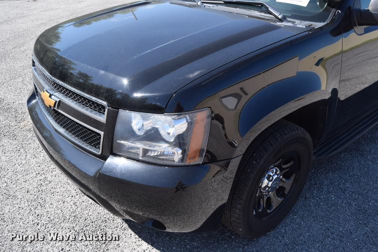 image for item L2565 2013 Chevrolet Tahoe Police SUV