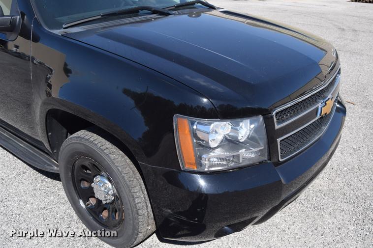 image for item L2565 2013 Chevrolet Tahoe Police SUV
