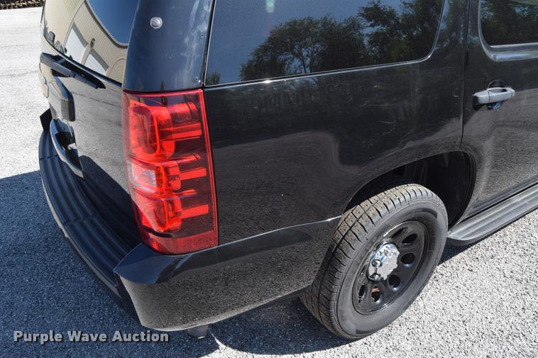 image for item L2565 2013 Chevrolet Tahoe Police SUV