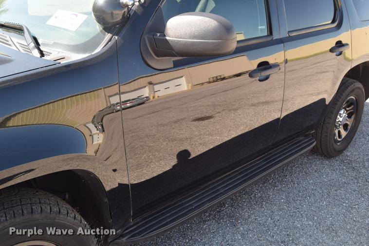 image for item L2565 2013 Chevrolet Tahoe Police SUV