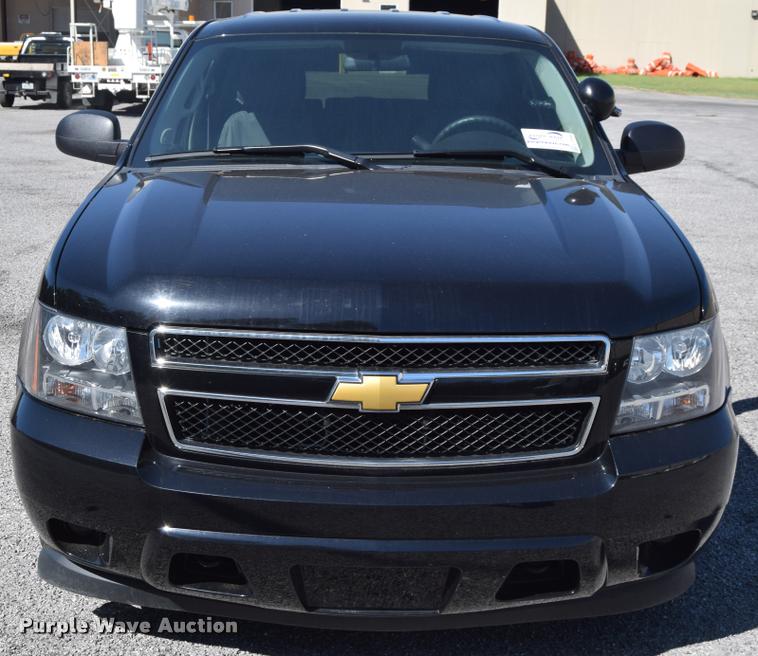 image for item L2566 2013 Chevrolet Tahoe Police SUV
