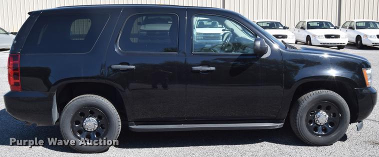 image for item L2566 2013 Chevrolet Tahoe Police SUV