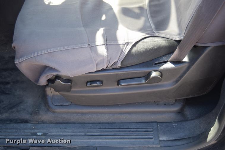 image for item L2566 2013 Chevrolet Tahoe Police SUV