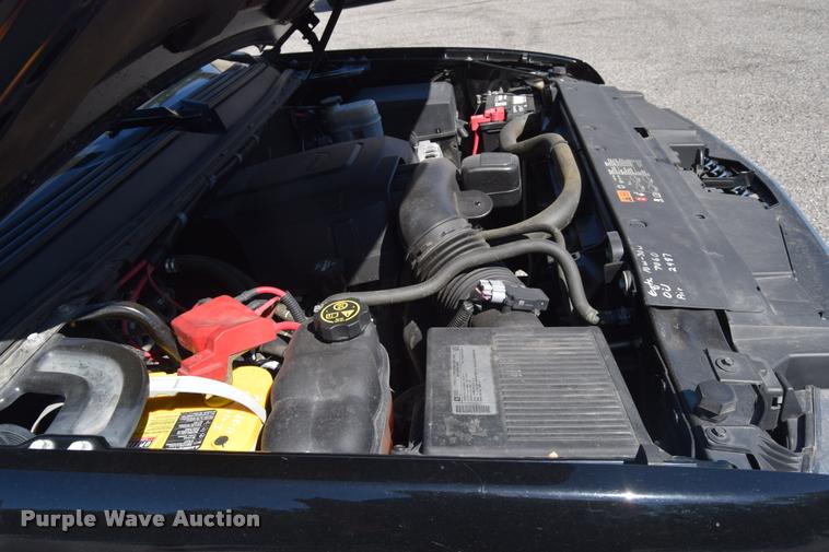 image for item L2566 2013 Chevrolet Tahoe Police SUV