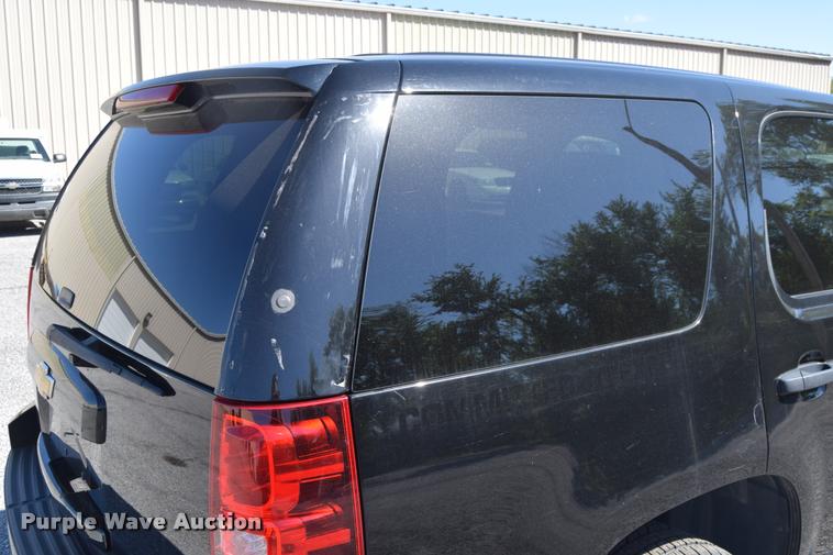 image for item L2566 2013 Chevrolet Tahoe Police SUV