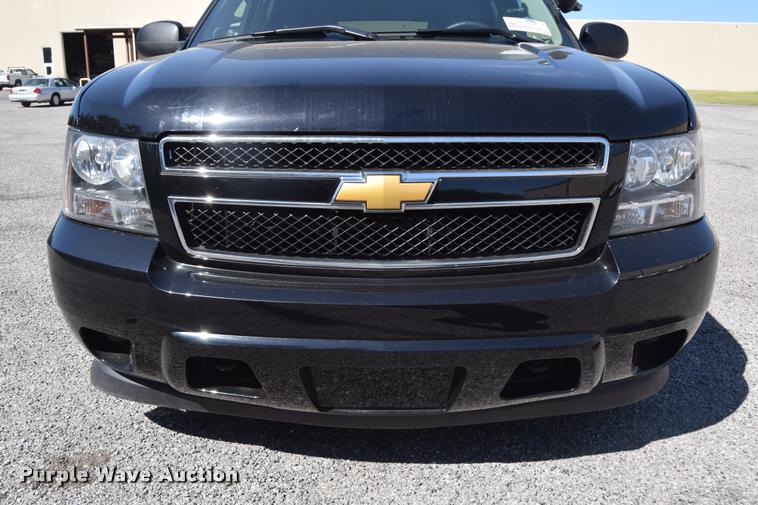 image for item L2566 2013 Chevrolet Tahoe Police SUV