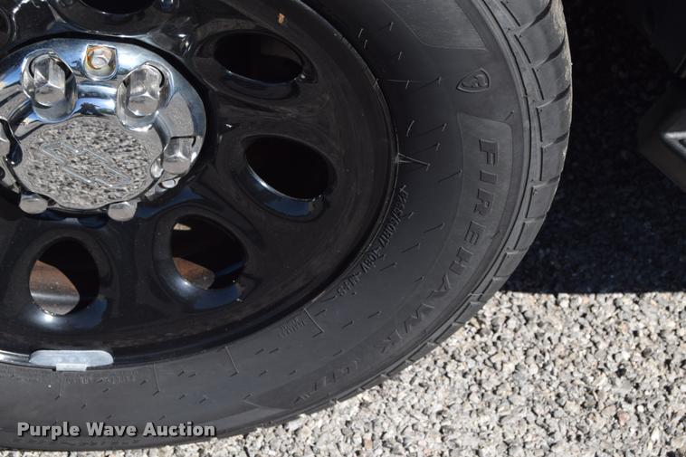 image for item L2566 2013 Chevrolet Tahoe Police SUV