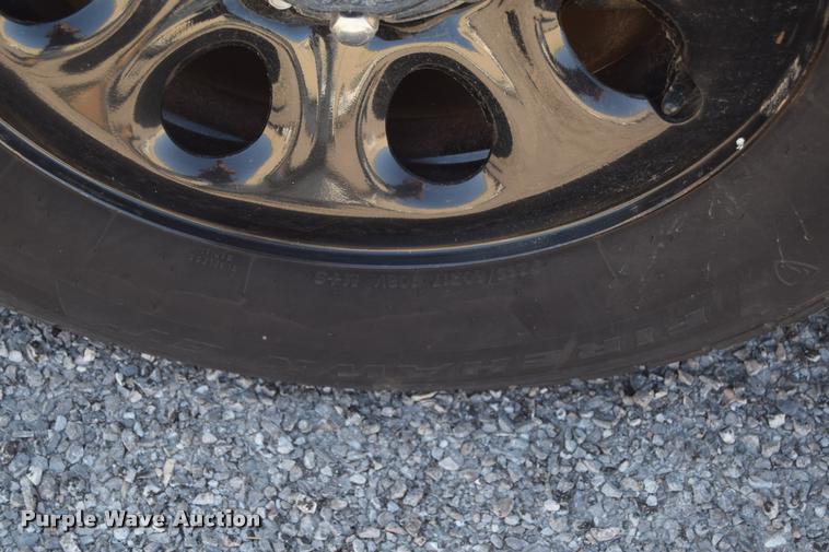 image for item L2566 2013 Chevrolet Tahoe Police SUV