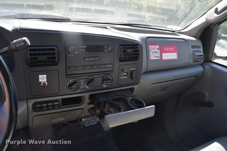 image for item L2567 2007 Ford F550 bucket truck