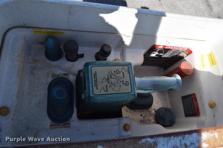 image for item L2567 2007 Ford F550 bucket truck