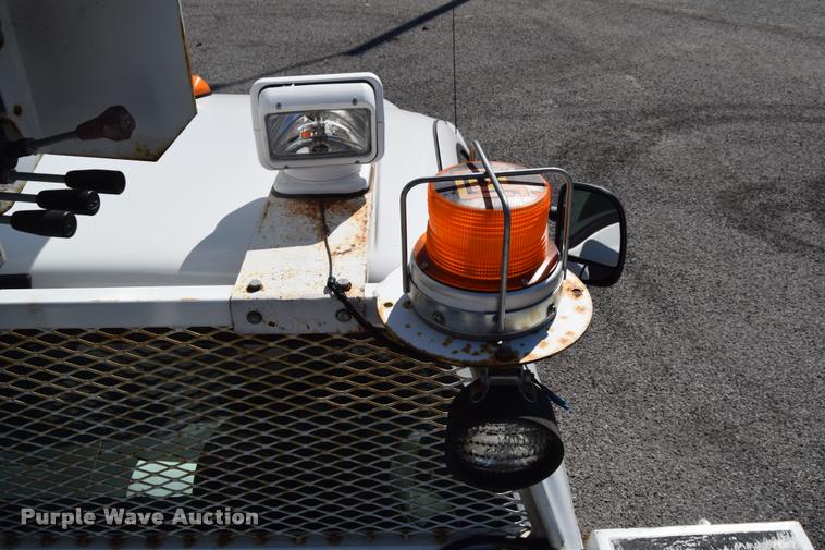 image for item L2567 2007 Ford F550 bucket truck