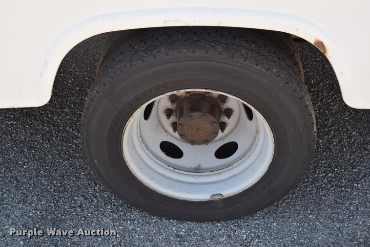 image for item L2567 2007 Ford F550 bucket truck