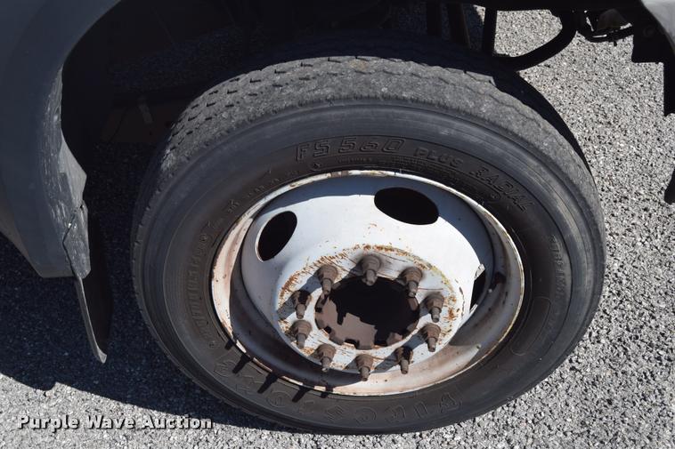 image for item L2567 2007 Ford F550 bucket truck