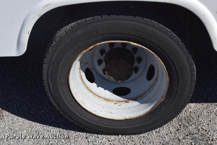 image for item L2567 2007 Ford F550 bucket truck