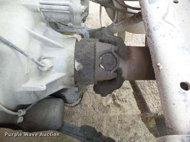 image for item L5522 1992 Volvo WG64 dump truck