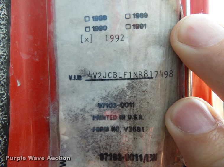 image for item L5522 1992 Volvo WG64 dump truck