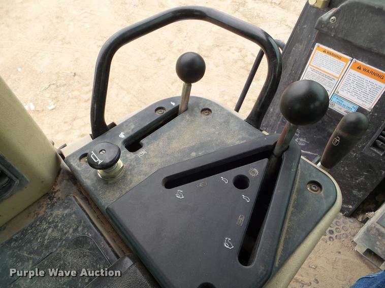 image for item L6964 2002 Caterpillar 953C track loader