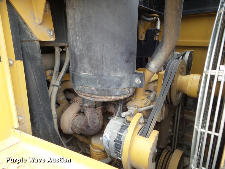 image for item L6964 2002 Caterpillar 953C track loader