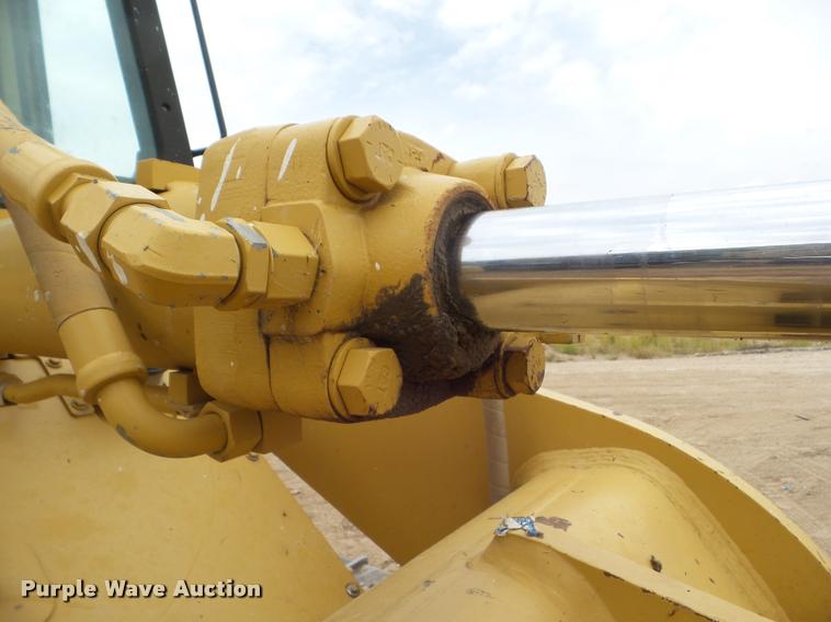 image for item L6964 2002 Caterpillar 953C track loader