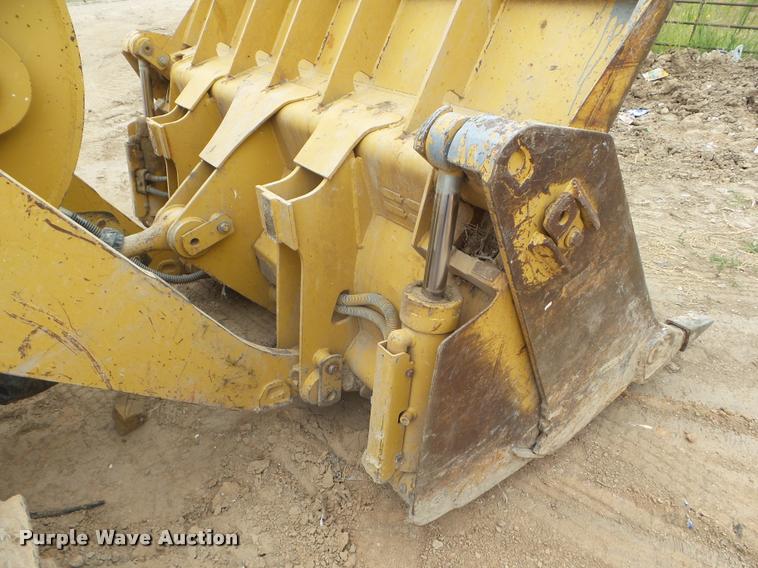 image for item L6964 2002 Caterpillar 953C track loader