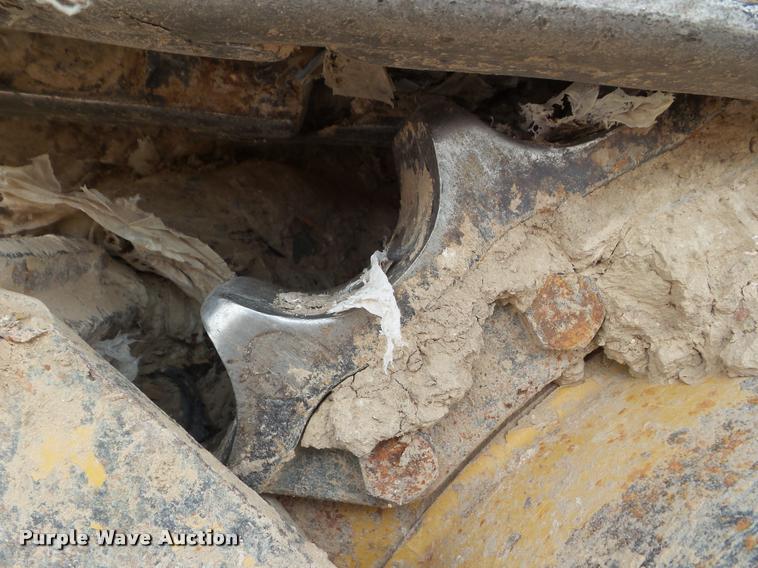 image for item L6964 2002 Caterpillar 953C track loader