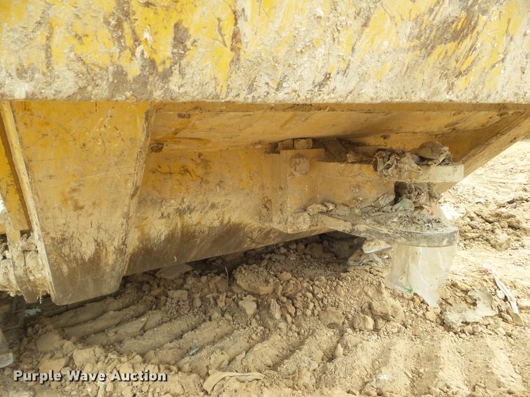 image for item L6964 2002 Caterpillar 953C track loader