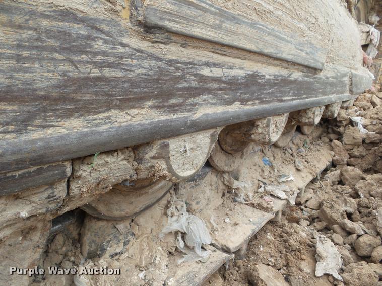 image for item L6964 2002 Caterpillar 953C track loader