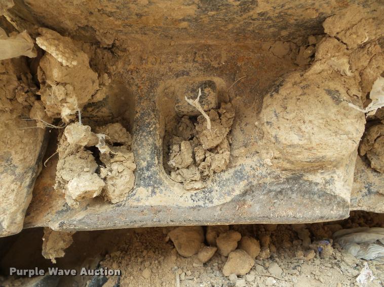 image for item L6964 2002 Caterpillar 953C track loader