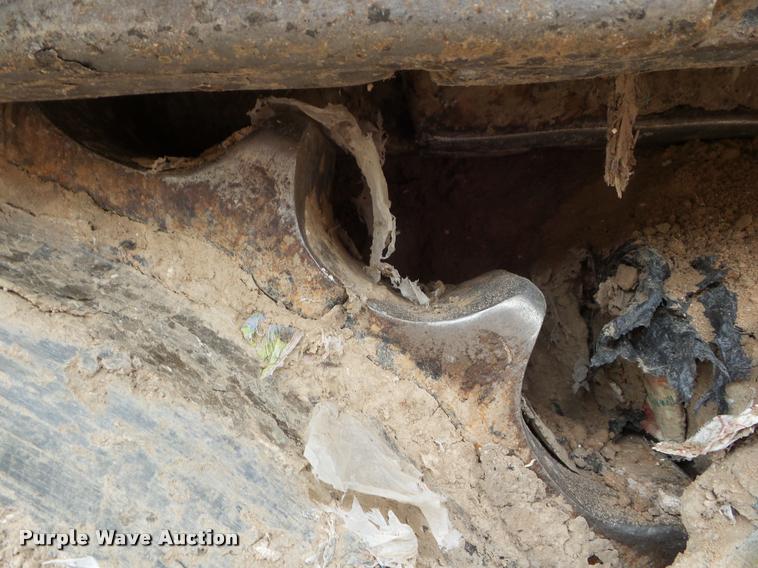 image for item L6964 2002 Caterpillar 953C track loader