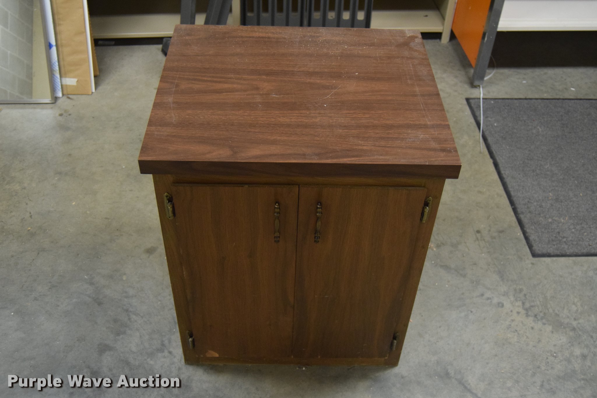 Office furniture in Wichita, KS Item BP9513 sold Purple Wave