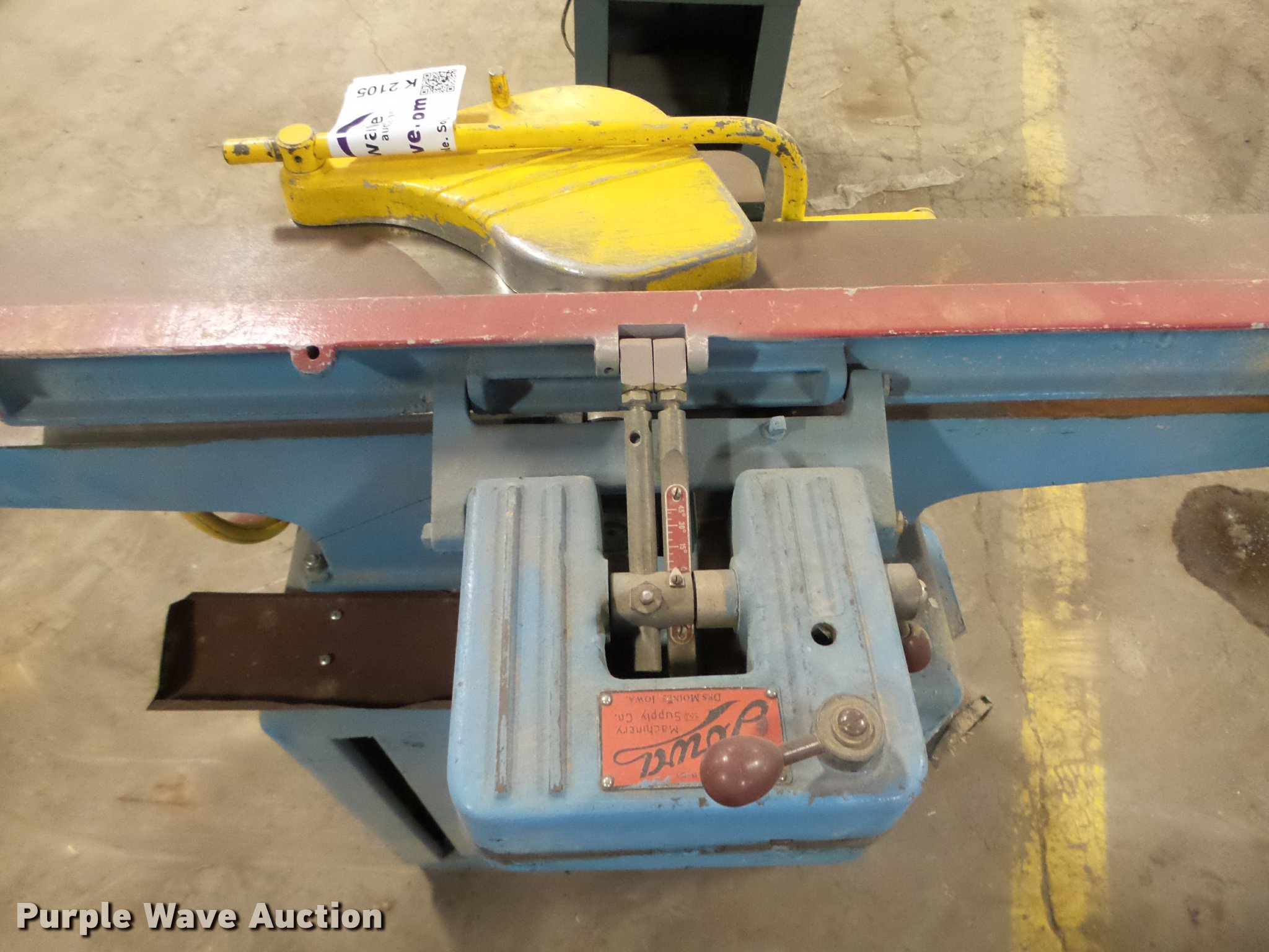 Powermatic 60 jointer in Des Moines, IA Item K2105 sold Purple Wave