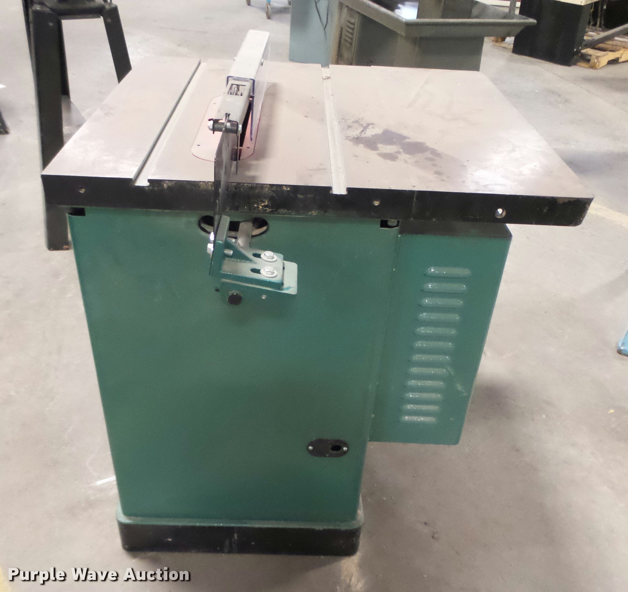 Grizzly G1023SLX table saw in Des Moines, IA Item K2113 sold Purple
