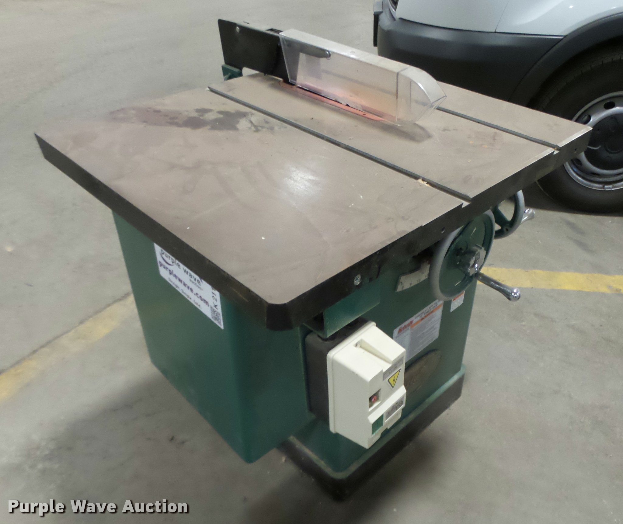 Grizzly G1023SLX table saw in Des Moines, IA Item K2113 sold Purple