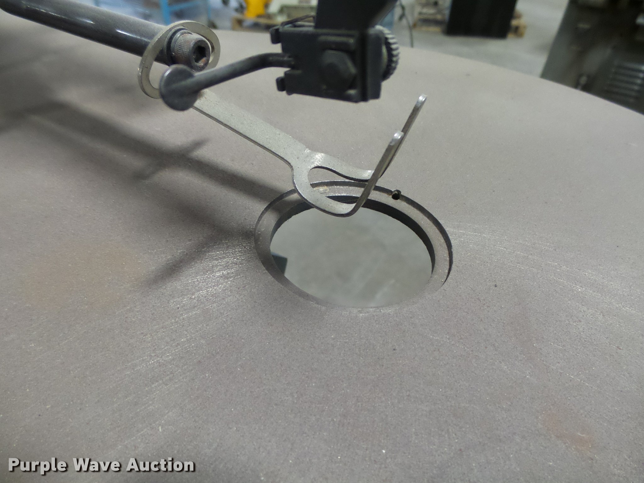 Delta P20 scroll saw in Des Moines, IA Item K2115 sold Purple Wave