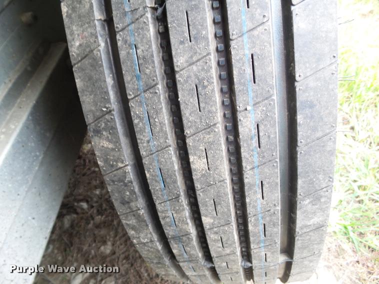 image for item BZ9853 2011 Eby Wrangler livestock trailer