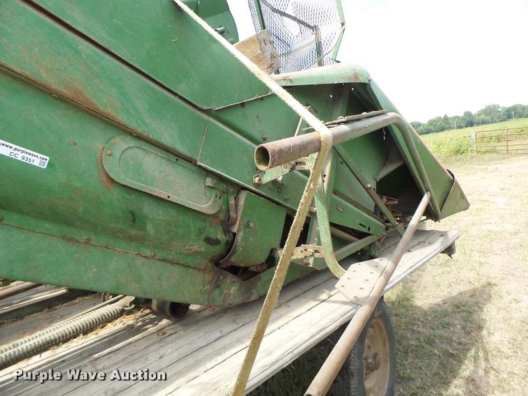 image for item CC9351 John Deere 227 corn picker