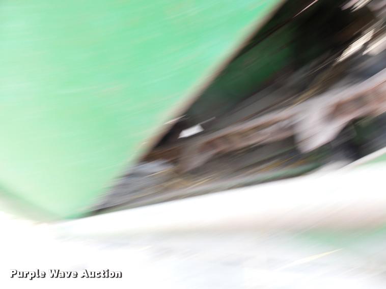 image for item CC9351 John Deere 227 corn picker