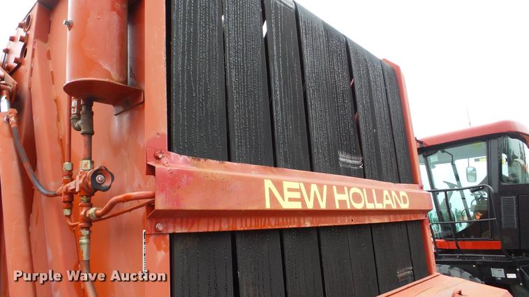 image for item DA2842 1995 New Holland 660 round baler