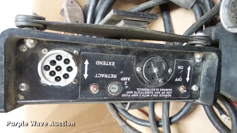 image for item DA2842 1995 New Holland 660 round baler