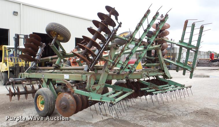 image for item DA2847 John Deere 331 disk