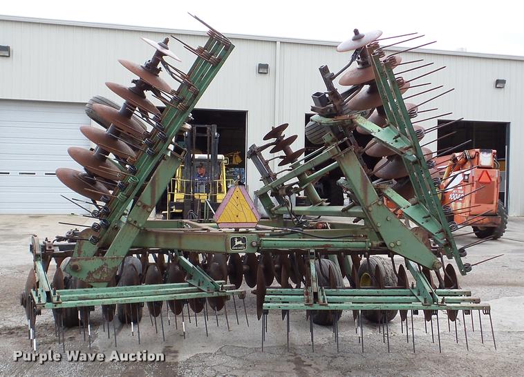 image for item DA2847 John Deere 331 disk