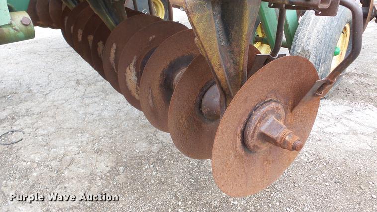 image for item DA2847 John Deere 331 disk