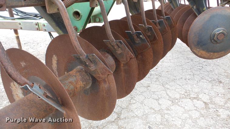 image for item DA2847 John Deere 331 disk