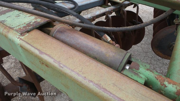 image for item DA2847 John Deere 331 disk