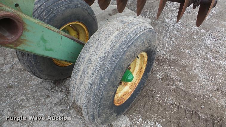 image for item DA2847 John Deere 331 disk