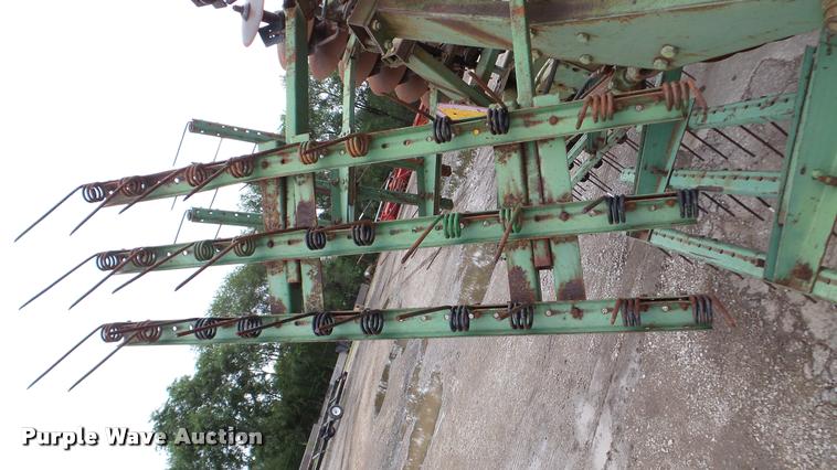 image for item DA2847 John Deere 331 disk