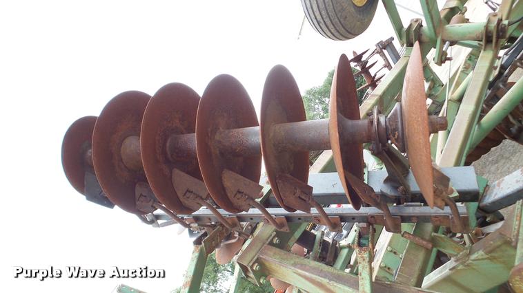 image for item DA2847 John Deere 331 disk