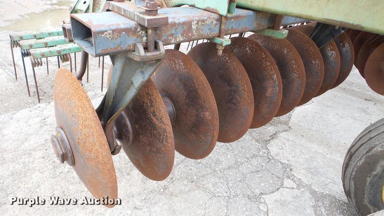 image for item DA2847 John Deere 331 disk